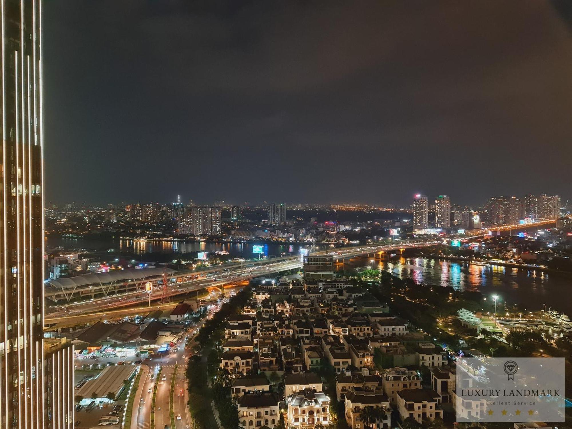 Sky Park Apartment - Vinhomes Central Park Хошимин Экстерьер фото
