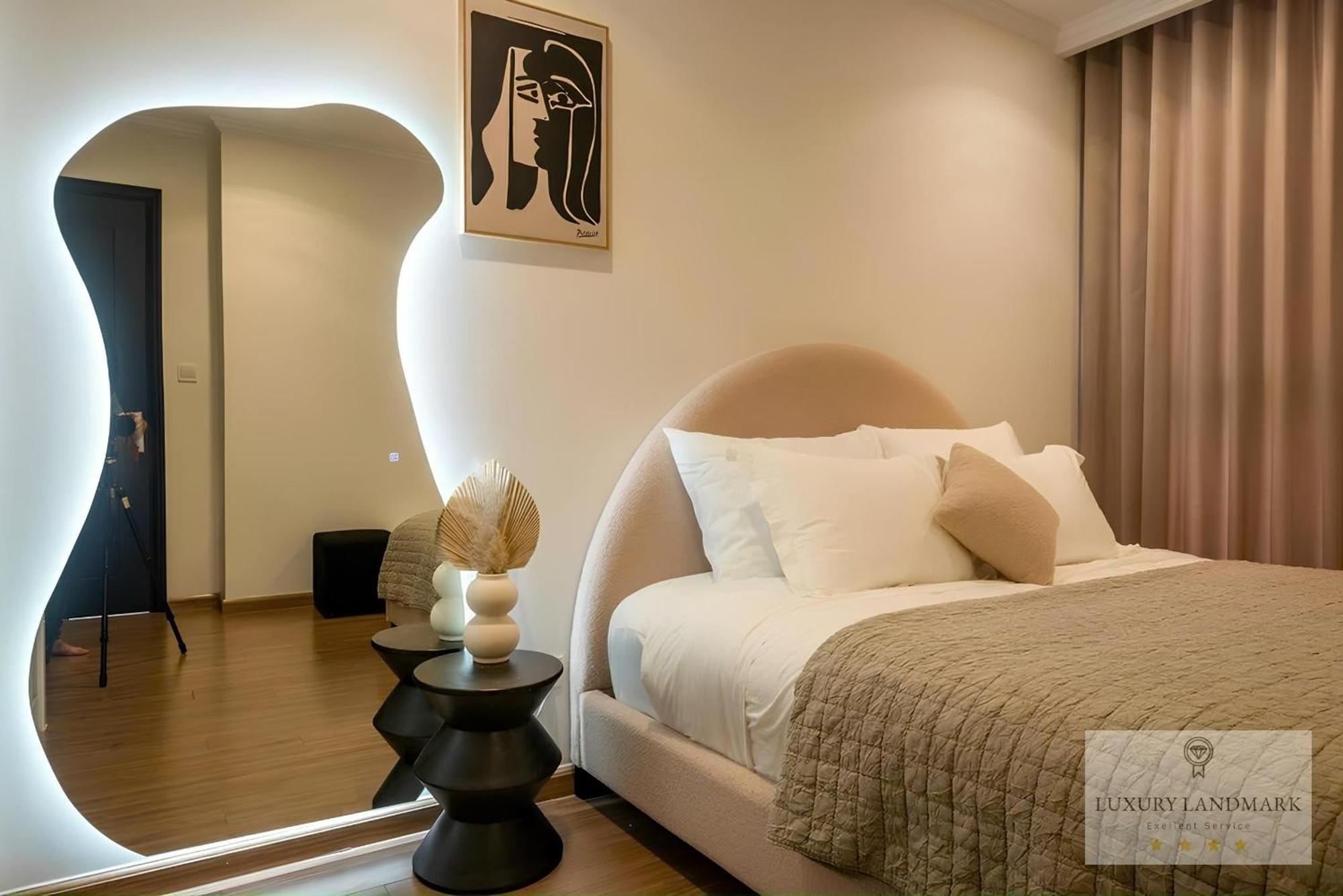 Sky Park Apartment - Vinhomes Central Park Хошимин Экстерьер фото