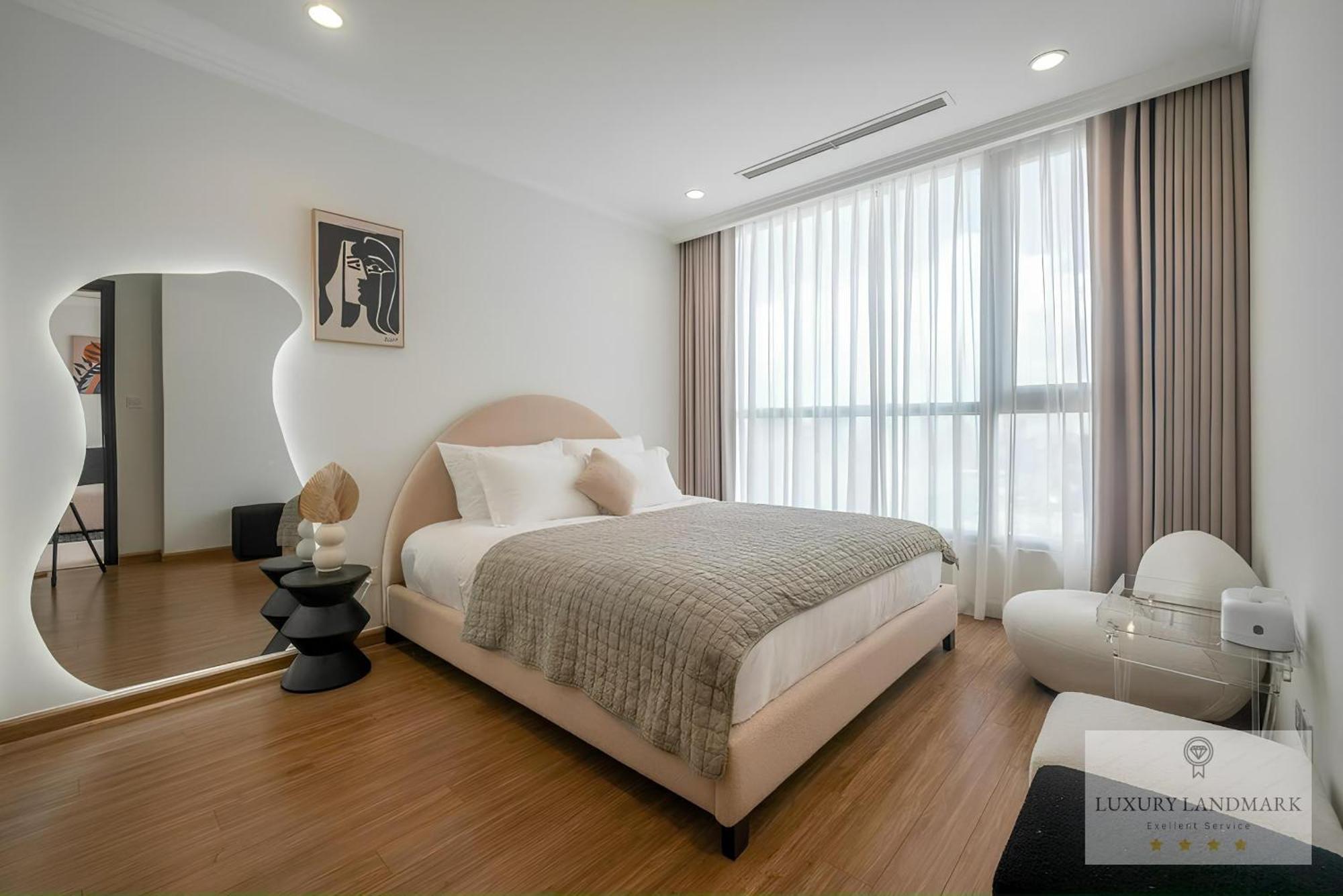 Sky Park Apartment - Vinhomes Central Park Хошимин Экстерьер фото
